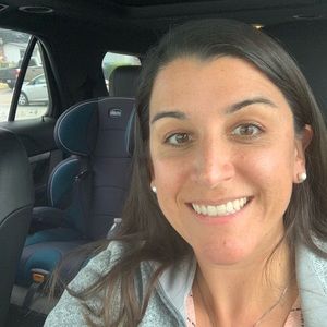 Meet your Posher, Devin